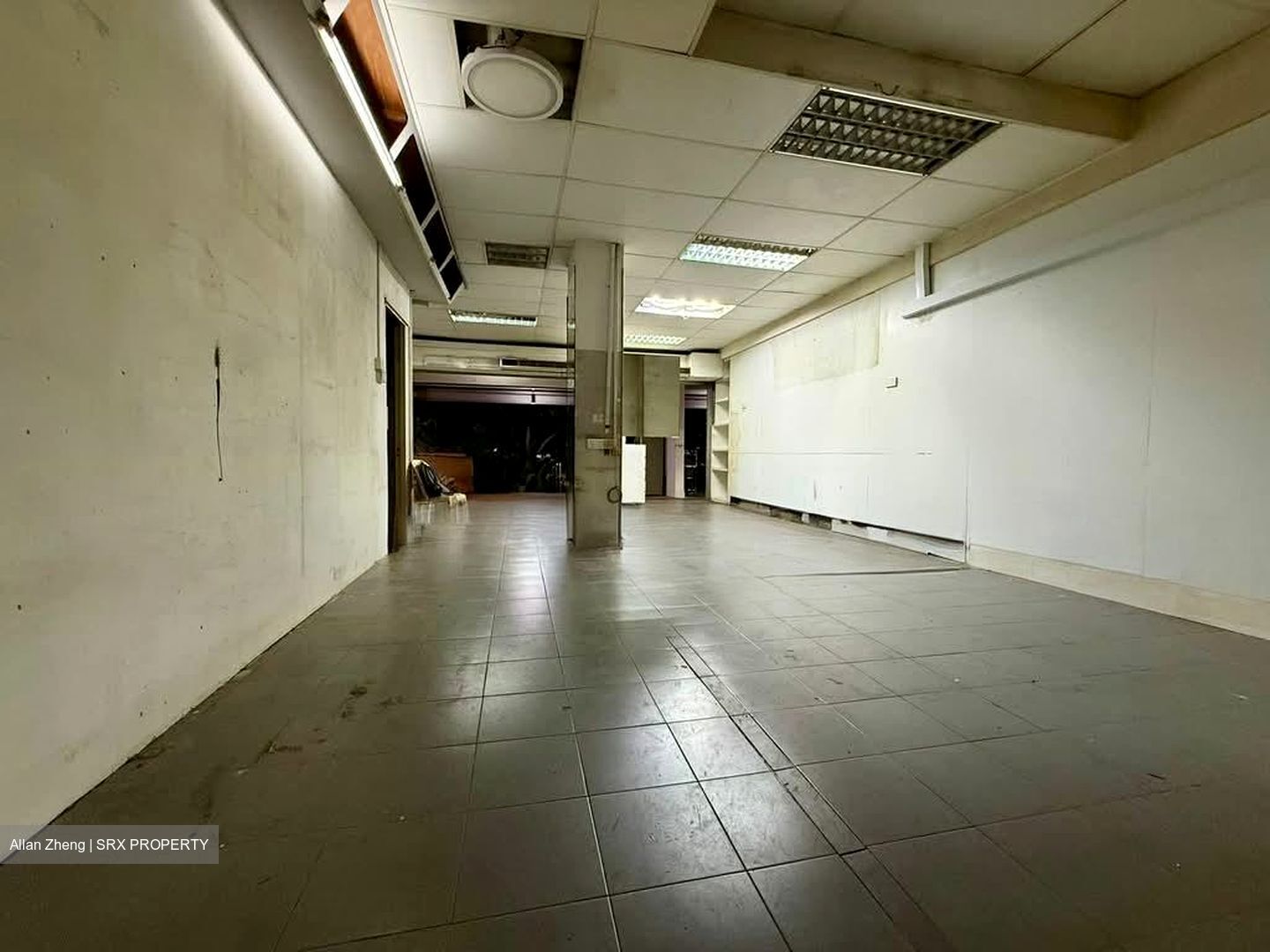 Bukit Batok West Avenue 8 (D23), Shop House #581716371